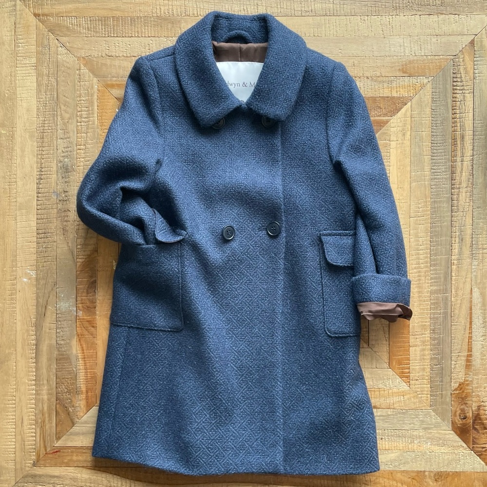 US 4 or US 6, coat, Easter, spring, tailored, lined, large pockets, NWOT, blue